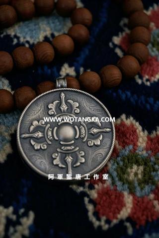沃唐卡嘎乌盒 Ghau4162 扭花纹十字金刚杵圆形嘎乌盒 实物图1