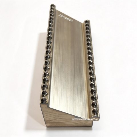 沃唐卡·觉蝉印坊画框 PictureFrame0230 新古典轻奢拉丝古铜双珠边实木画框条 实物图